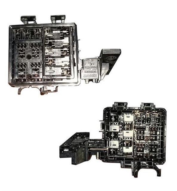 243517601R SIGORTA KUTUSU MGN III - FLUENCE