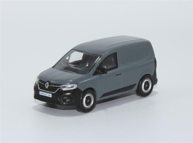 R5 - R4 - R8 - 4CV 1/64 24 LU MAKET ARAC