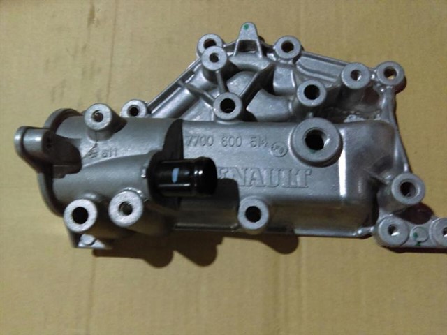 TERMOSTAT GOVDESI RENAULT CLIO II 99 04 KANGOO 01 LAGUNA II 01 05 LAGUNA III 07 15 MEGANE I 99 MEGANE II 02 1.4 K4J 1.6 K4M 2.0 F4R