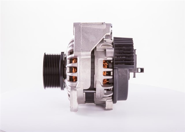 ALTERNATOR F000BL0739