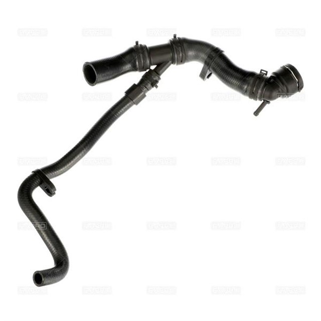 RADYATOR UST HORTUMU SKODA FABIA II 1.6