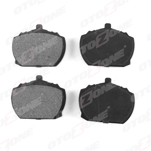 FORD TRANSIT MINIBUS ON BALATA