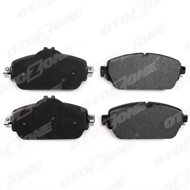 MERCEDES C SERISI - GLA ON BALATA