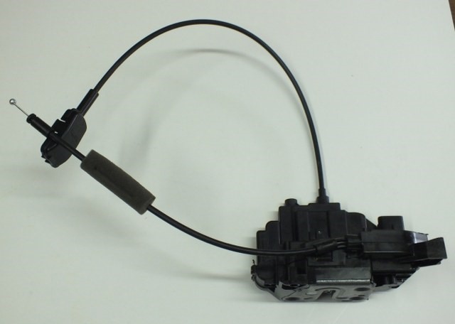 KAPI KILIDI ON SAG CLIO III 05