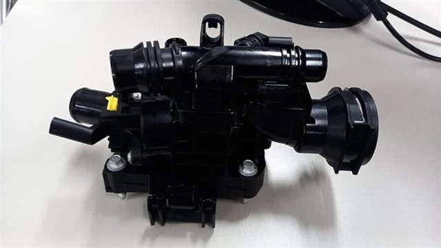 TERMOSTAT YUVASI KOMPLE FORD MONDEO V 14 YENI FOCUS 17 C - MAX 17 COURIER 17 1.5 ECOBLUE