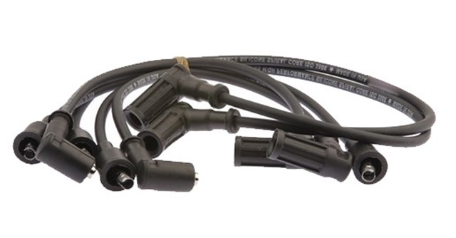 BUJI KABLO TAKIMI 1.KALITE FIAT UNO 70SX 1.4 KARBURATORLU BOBIN KABLOLU