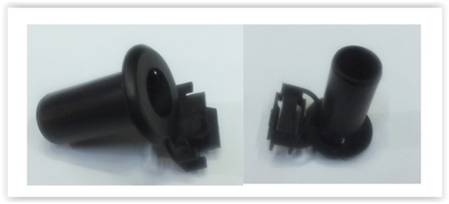 KOLTUK BASLIK PLASTIGI UNIVERSAL