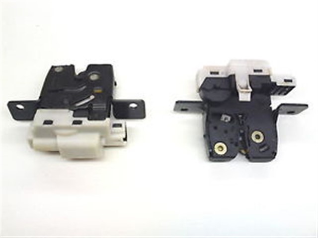 BAGAJ KILIDI MEGANE II