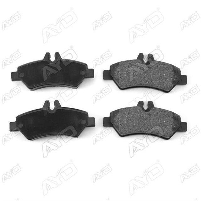 MERCEDES SPRINTER 3.5 - T MINIBUS ARKA BALATA DONANIM KIT