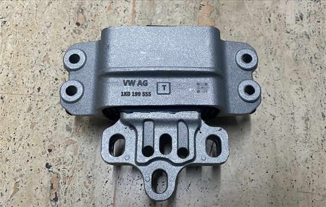 MOTOR - SANZIMAN TAKOZU SOL UST GOLF5 - JETTA - PASSAT - CADDY - A3 - LEON BJB - BKC - BKD - BKP - BLS - BXE - CAYC - CBAA - CBAB - CFHC 1.6 - 1.9 - 2.0 TDI 04 - 13