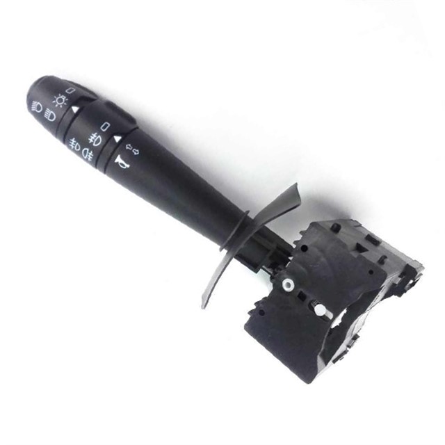 FAR KORNA SINYAL KOLU LOGAN - SANDERO 1.2 - 1.4 - 1.6 - 1.5 DCI 09 ON - ARKA SIS LAMBASI FONKSIYONU ILE