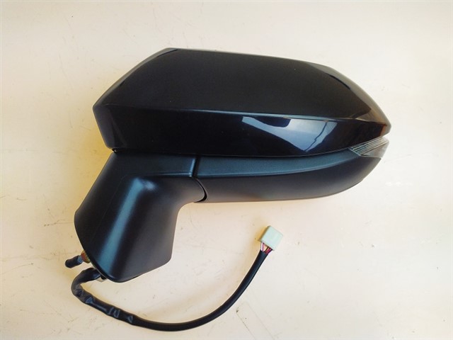 AYNA TOYOTA COROLLA 2019 - ELEKTRIKLI KATLANIR ISITMALI ASTARLI SINYALLI SAG