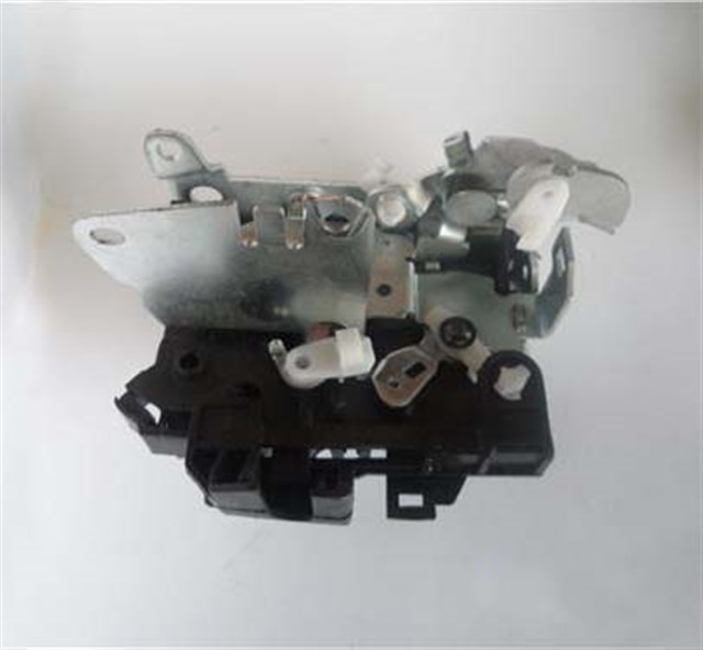 ON KAPI KILIDI MANUEL SAG CLIO 01 - 10