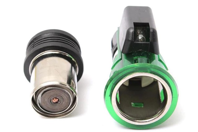 KOMPLE CAKMAK SOKETLI SLX - DKS - DOBLO - SIENA YESIL / 3 FISLI