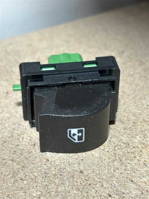 ON CAM DUGMESI TEKLI FIAT EGEA