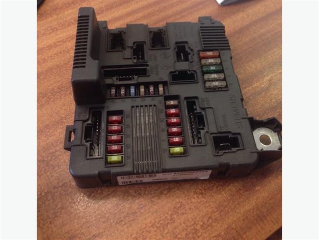 SIGORTA KUTUSU MEGANE II