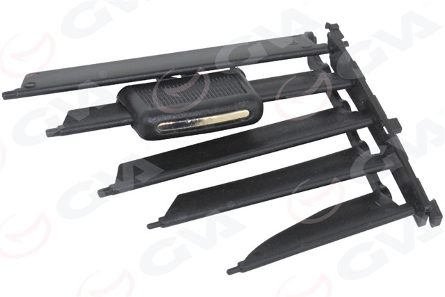 KALORIFER HAVALANDIRMA MUZUL IZGARA ON PERDESI SAG ASTRA J