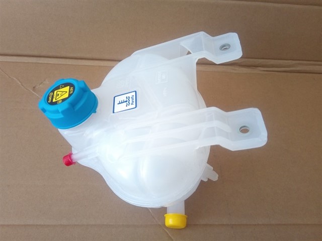 GENLESME KAVANOZU KAPAKLI GRANDE PUNTO 05 DOBLO PREMIO 1.6 MJTD 13 RADYATOR EK SU DEPOSU