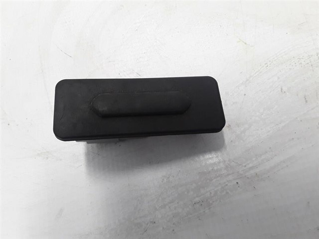 BAGAJ ACMA BUTONU MEGANE 4 - CLIO 2 - SANDERO - TALISMAN