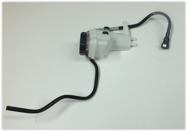 DIREKSIYON HIDROLIK YAG DEPOSU KAPAKLI BORULU FILTRELI FIESTA