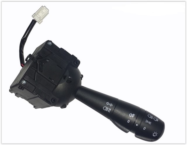 FAR SINYAL KOLU DUSTER 10 LOGAN II - SANDERO II 12 CAPTUR - CLIO IV - TWNG III ARKA SIS LAMBASI ILE