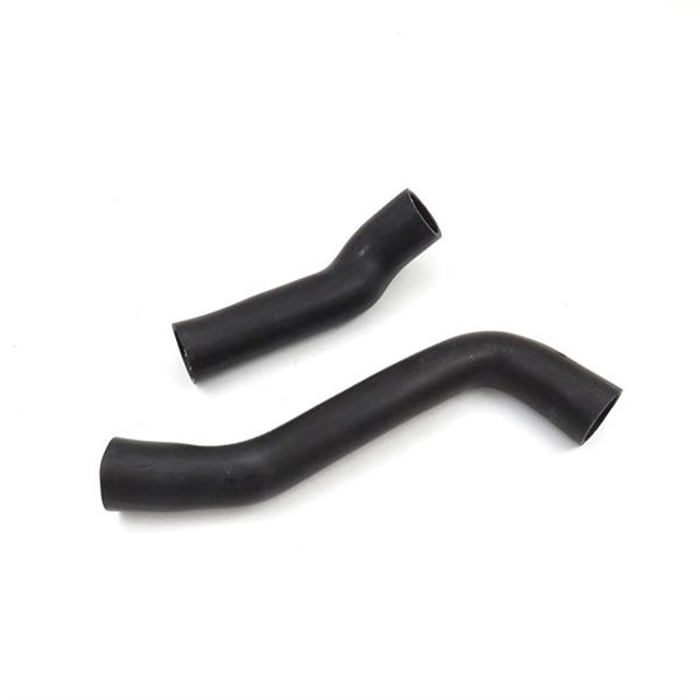 RADYATOR UST HORTUMU 2 PARCA TAKIM GOLF IV - BORA - A3 - LEON - TOLEDO II - OCTAVIA 1.9 TDI 97 - 06