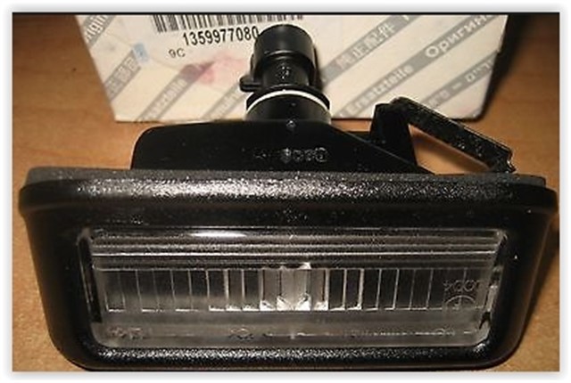 ARKA PLAKA LAMBASI DOBLO I - II - FIORINO - BIPPER - NEMO IKI KAPI DUYLU AMPULLU