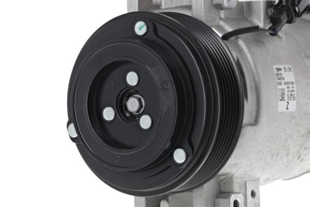 KOMPRESOR NISSAN NAVARA D40