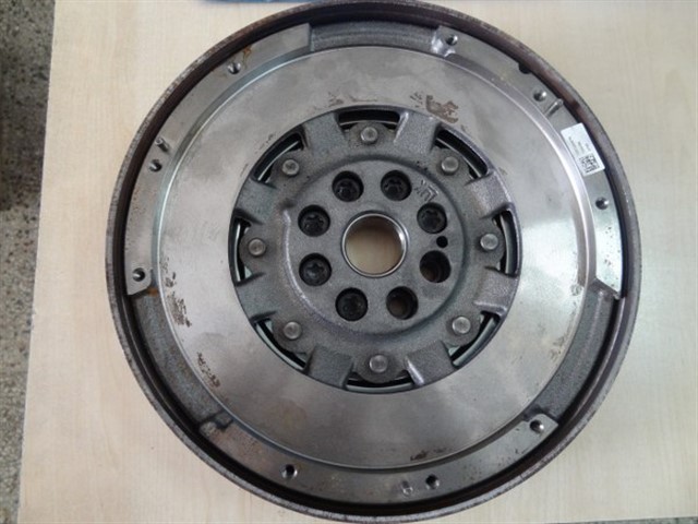 DEBRIYAJ VOLANI MGN III - FLUENCE 1.6 DCI 130 HP R9M