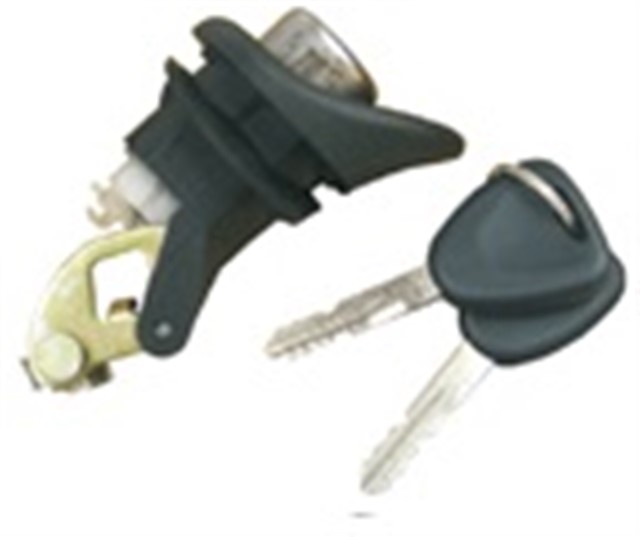 BAGAJ KILIDI D.LOGAN 1.4 - 1.5 - 1.6 R.TIWINGO 2004 - 06 1996 - 