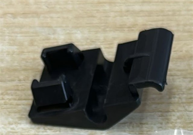 KAPUT DAYAMA KLIPSI BUYUK KANGOO