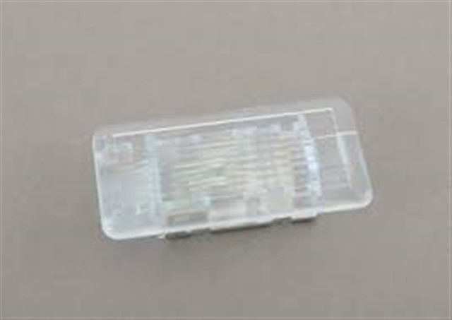 BAGAJ IC AYDINLATMA BMW E82 E88