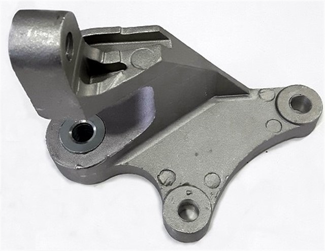 SANZIMAN TAKOZ ALUMINYUM BRAKETI CONNECT 02 13 FOCUS 98 05 1.8TDCI