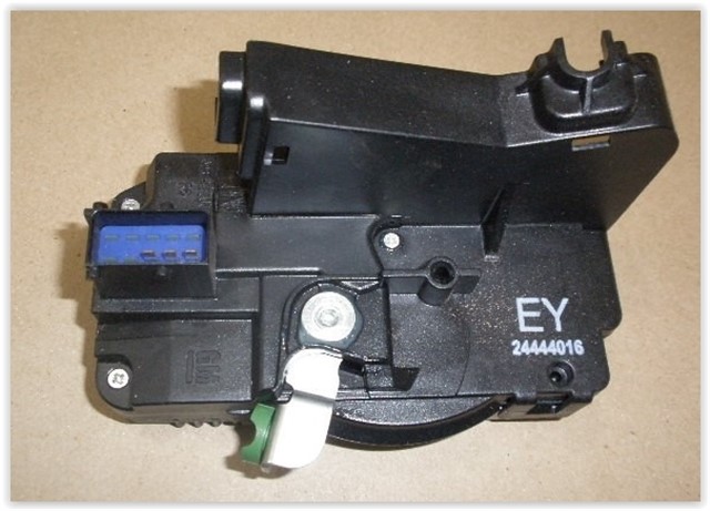 KAPI KILIDI SAG ON ASTRA G