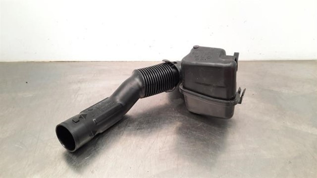 HAVA DEFLEKTORU OPEL