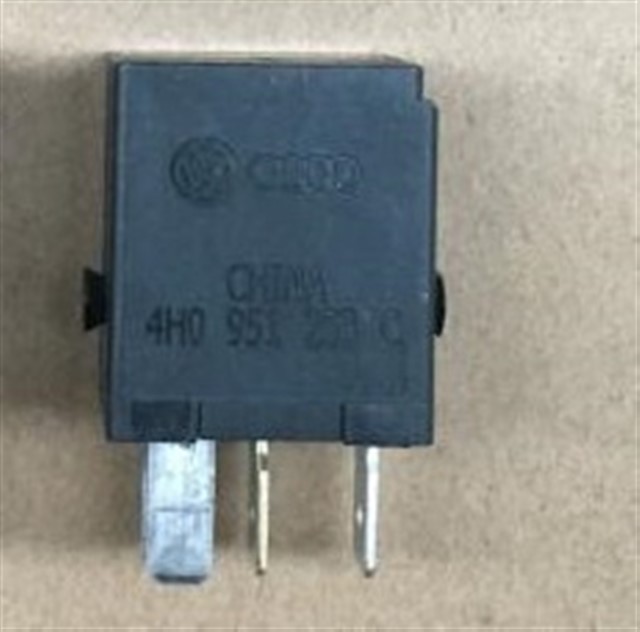 YAKIT POMPA ROLESI AUDI BM 10