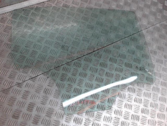 ARKA KAPI CAMI SAG C3 B61