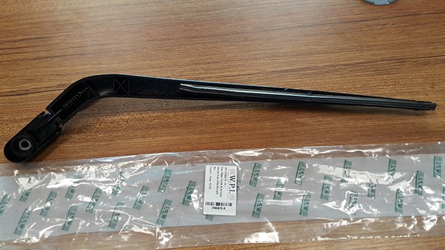 ARKA SILECEK KOLU KOMPLE TOYOTA YARIS 99 - 05