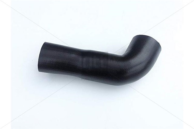 TURBO HORTUMU VOLVO S60 D5 05 14 S80 06 11 V70 01 07 XC70 02 07 XC90 02 10