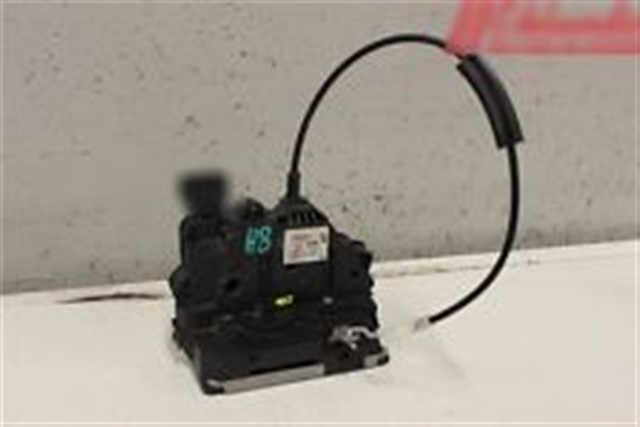 KAPI KILIDI SAG ON CORSA D - MERIVA B