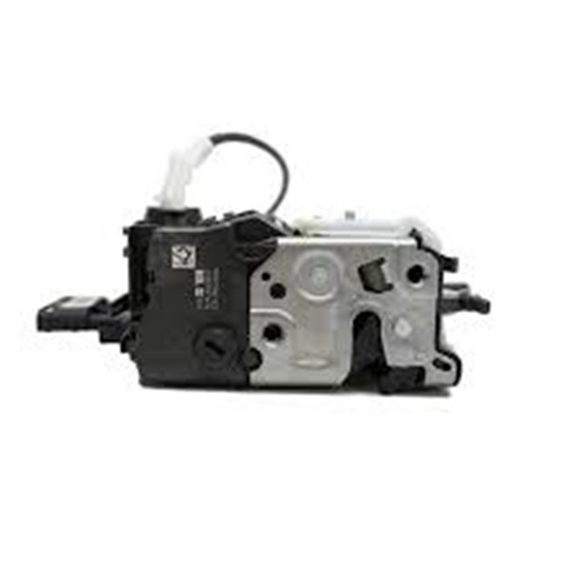 SOL ARKA KAPI KILIDI