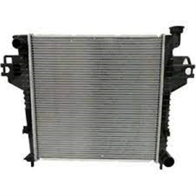 RADYATOR JEEP CHEROKEE KJ 2.4