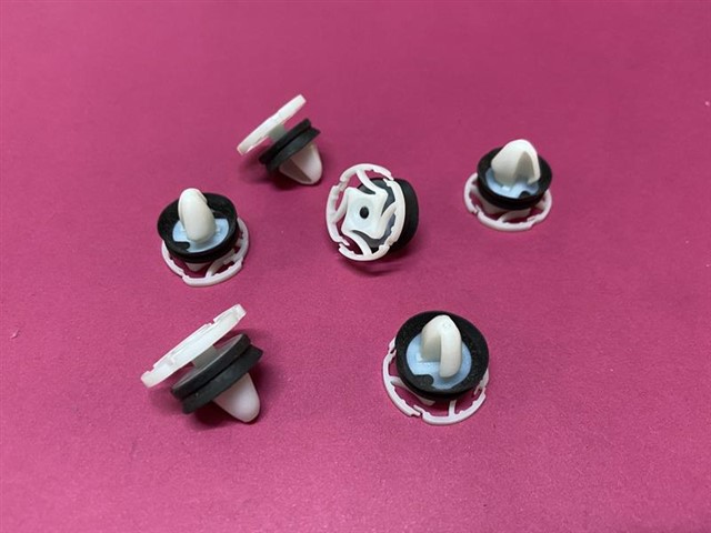 KAPI DOSEME KLIPSI ARKA GRANDLAND - X