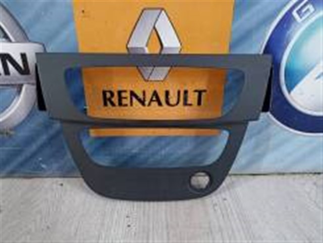 ON PANEL RADYO CERCEVESI MGN III - FLUENCE