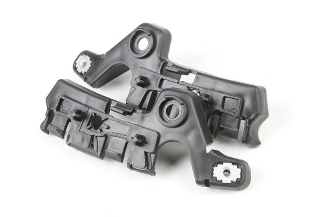 ON TAMPON PLASTIK AYAGI R/L TAKIM MGN III