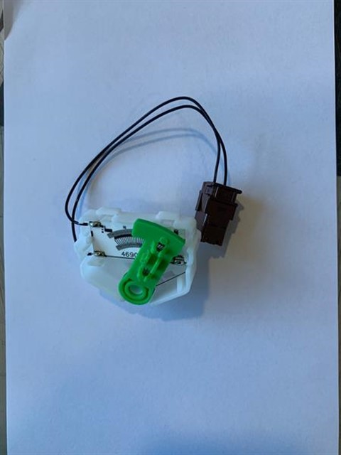 SAMANDIRA DIJITAL AYAR SAATI CLIO III - IV - FLUENCE - DACIA DUSTER 1.5 DCI 4X4 10 172025410R - 8200425047 - 172027628R