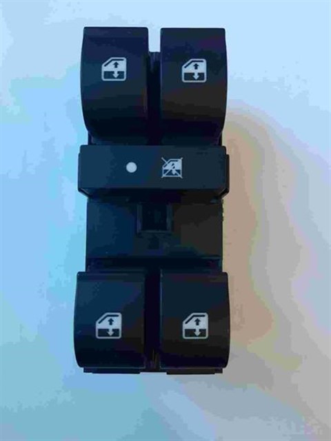 CAM ACMA ANAHTARI FIAT EGEA ON SOL 15 - SURUCU DORTLU