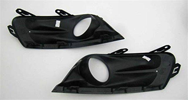 SIS FAR CERCEVESI KAPAGI TAKIM FLUENCE MAKYAJLI