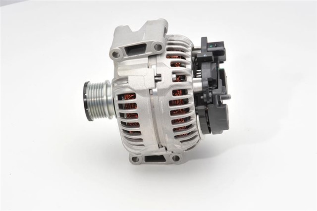 ALTERNATOR 14V 200A MERCEDES W639 B906