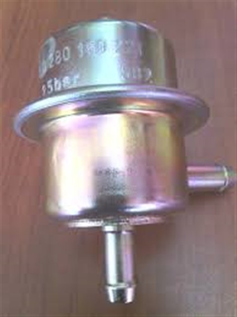 YAKIT BASINC REGULATORU VECTRA B - ASTRA F